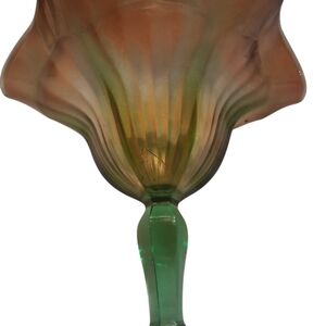 Northwood Elegant Glass Art Piece in Green and Gold